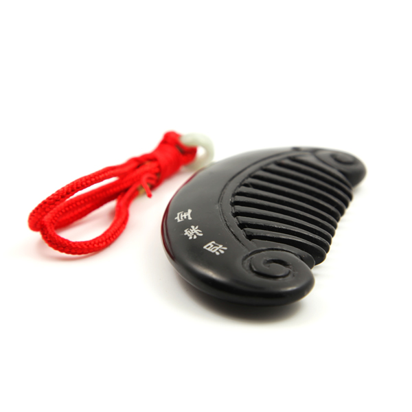 用紅砭石梳子有什么好處？能長出黑發嗎？