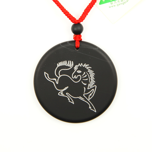 砭石生肖馬圓佩圖1